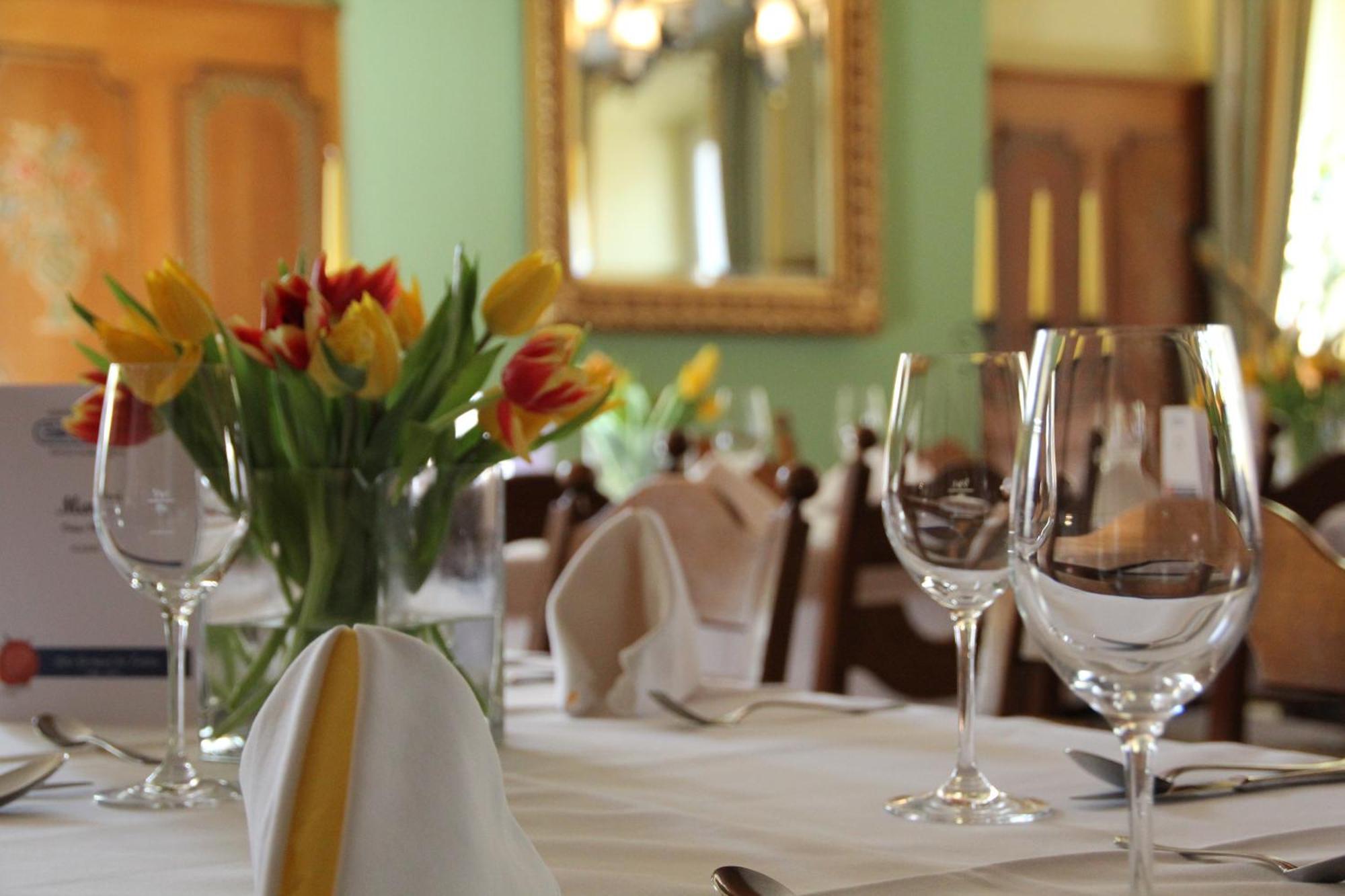 Gasthof Restaurant Zum Brauhaus Хартберг Екстериор снимка